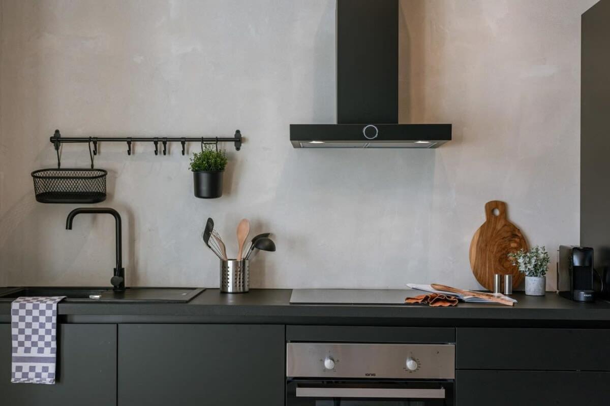 Huswell - Industrial Apartment With Terrace In אנטוורפן מראה חיצוני תמונה